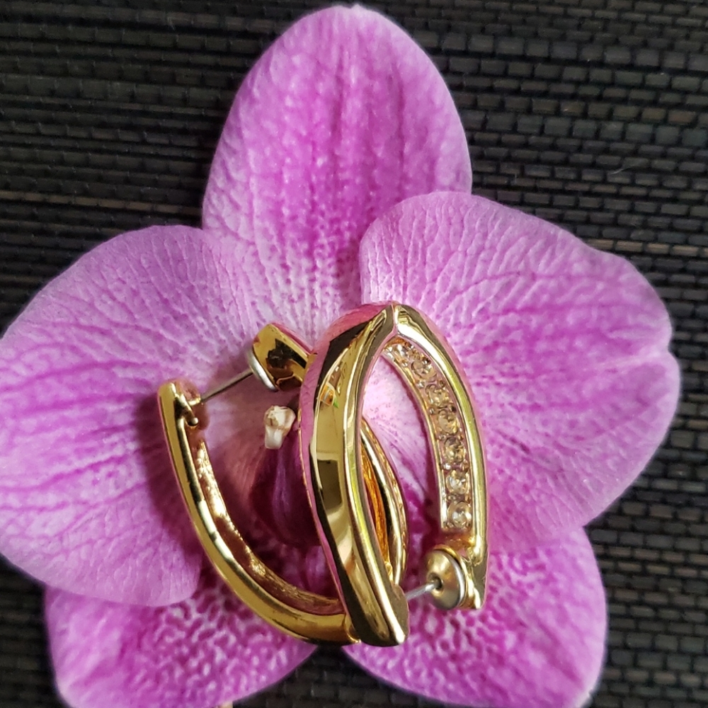 VTG Joan Rivers Gold/Rhinestone oval hoop earrings - Picture 2 of 7